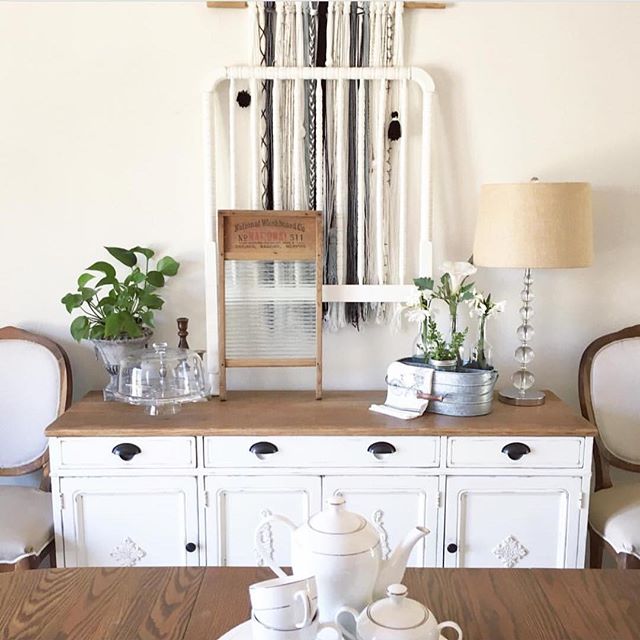 Thank you so much to all that played along with #WasteNotWednesday. We are super excited to share this gorgeous dining room from @diychaosinthemaking as our feature this week.
.
🌸 Join in all the fun this week and share your DIY and Craft Projects, Home Decor or vignette & everything that makes you smile.  Post a photo of your fav DIY  transformation, home decor or vignette by Friday.
🌸use the hashtag #WasteNotWednesday and follow the hosts:
Sam @raggedybits 
Denise @my_thrifty_house
Deborah @salvagesis  Kimm @reinvented  and cohost Mari at @diychaosinthemaking